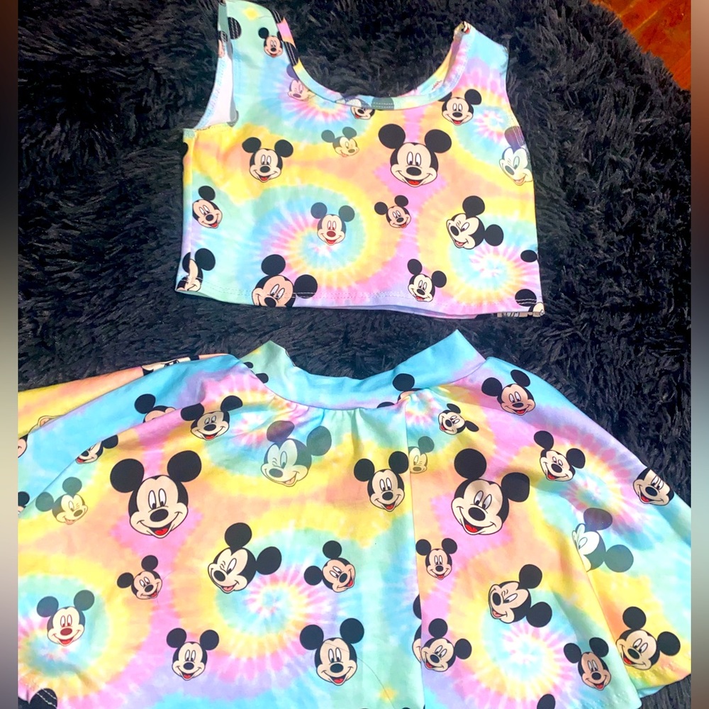 Wild rich kids Disney 2 piece set